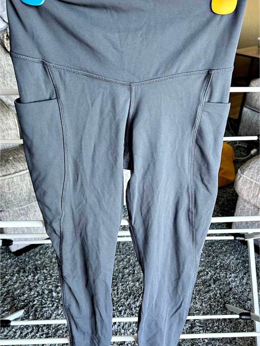 High-Rise Pant with Pockets Gray Leggings